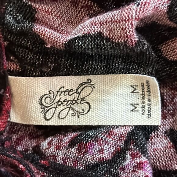 Free People Chloe Cold Shoulder Cherry Combo Floral Keyhole  Blouse - Picture 10 of 10